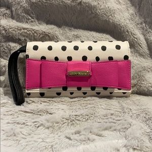 Betsey Johnson wristlet